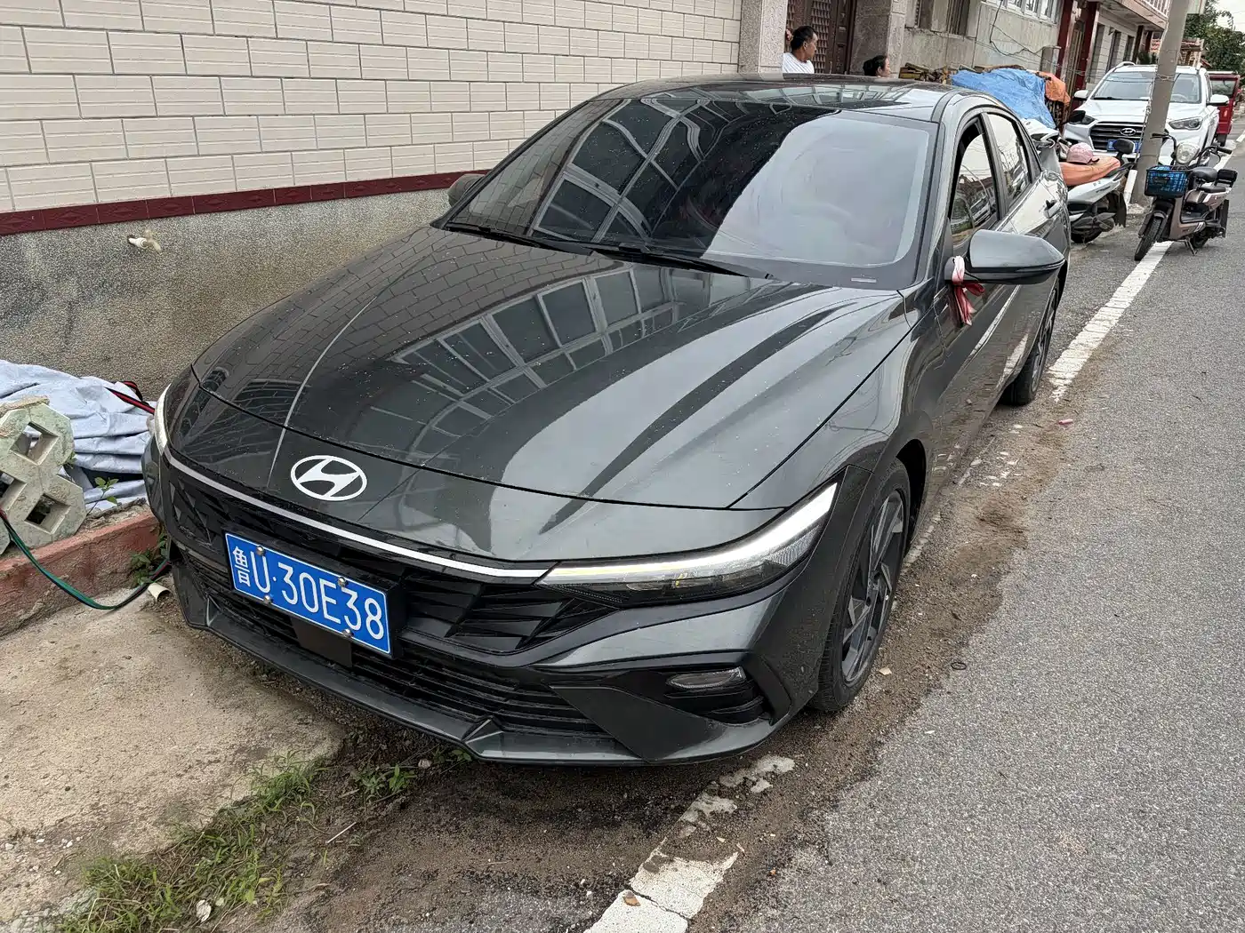 Hyundai Elantra, фото 1