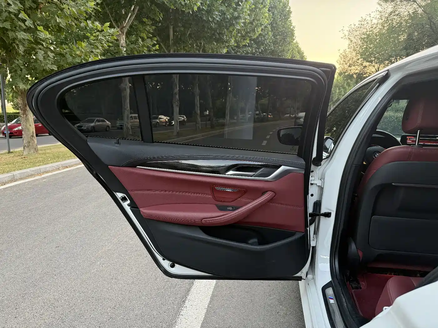 BMW 5 Series, фото 4