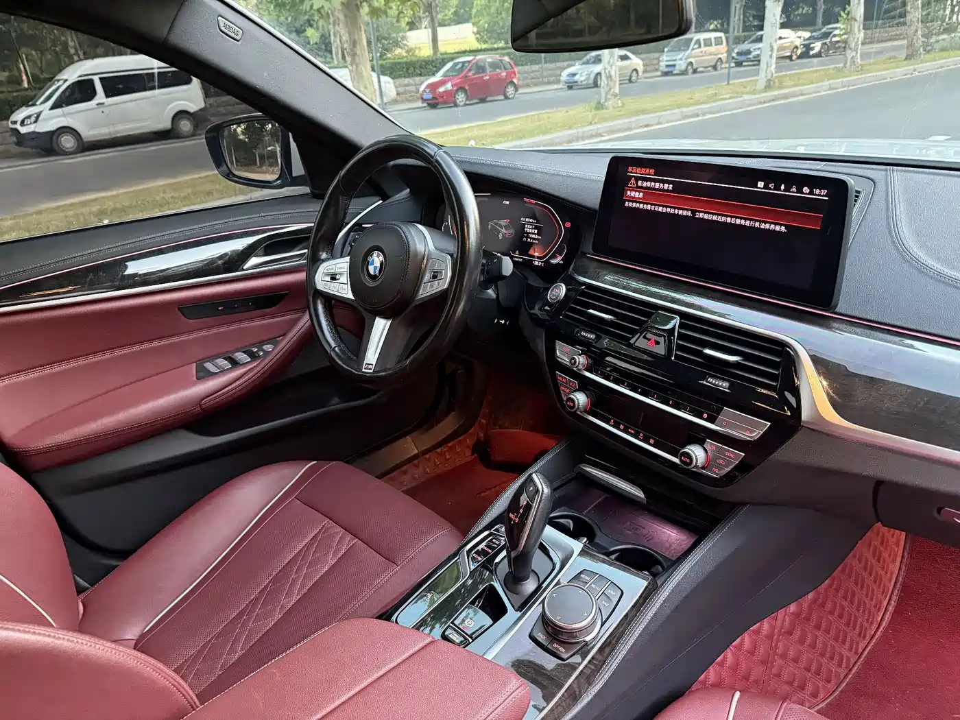 BMW 5 Series, фото 5