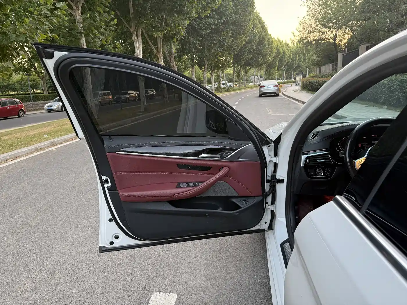 BMW 5 Series, фото 7