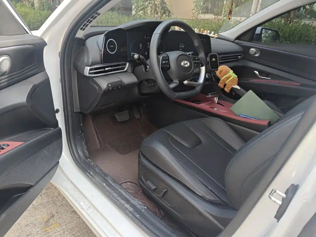 Hyundai Elantra, фото 4