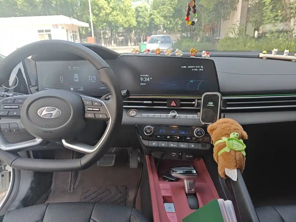 Hyundai Elantra, фото 19