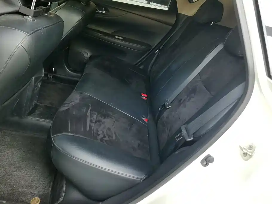 Nissan Tiida, фото 3