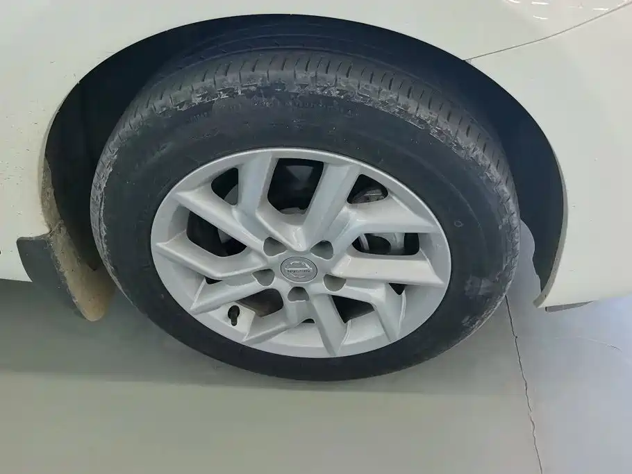 Nissan Tiida, фото 12