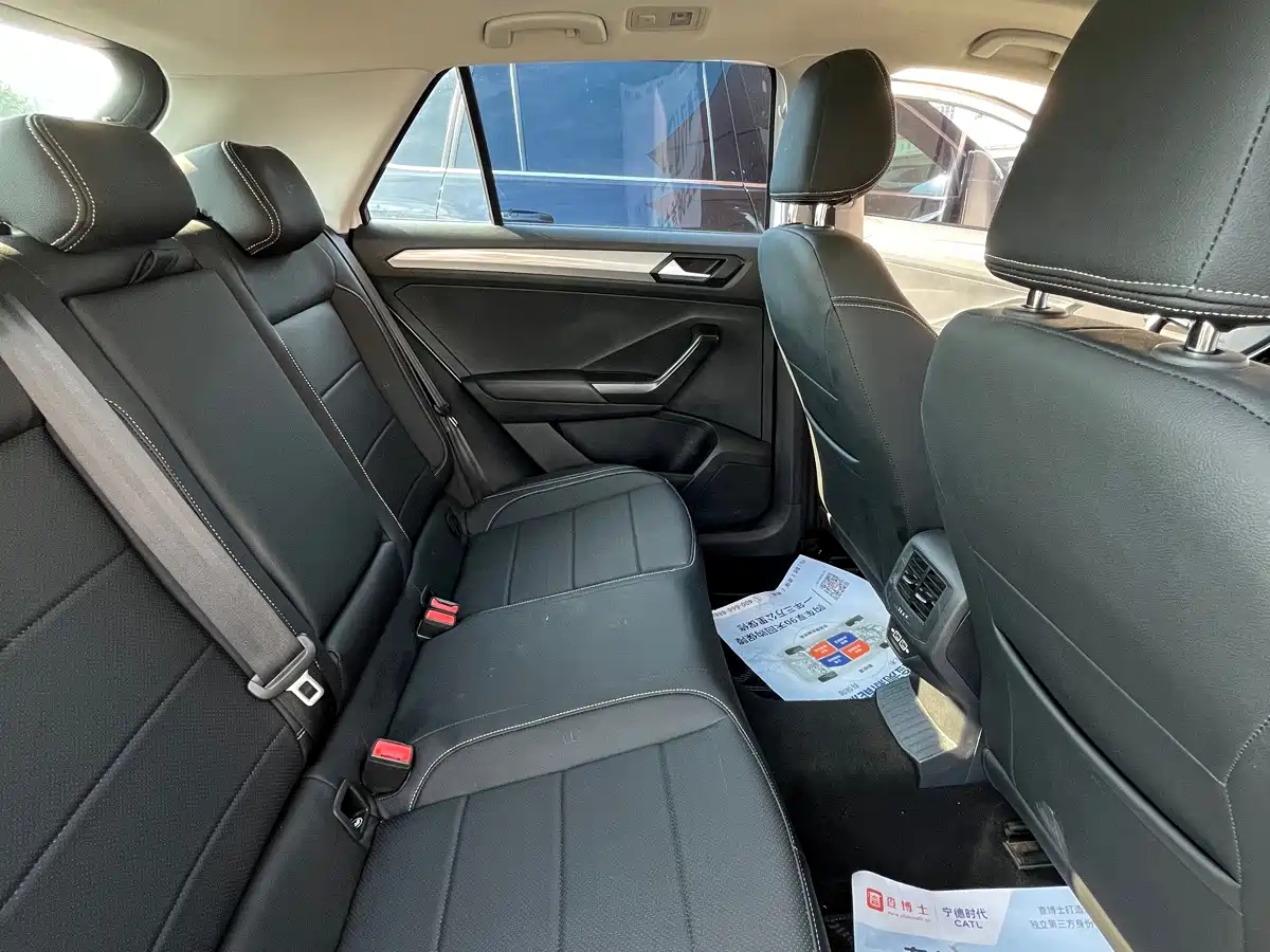 Volkswagen T-ROC, фото 7