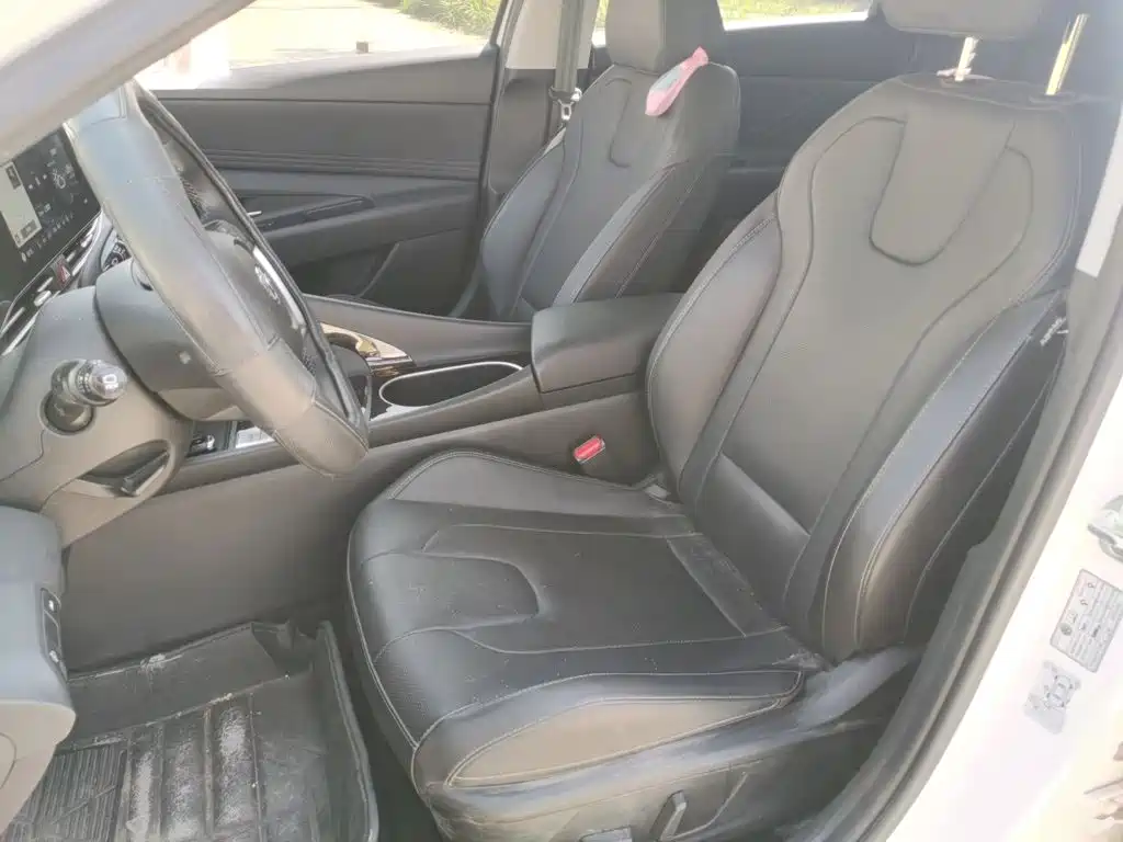 Hyundai Elantra, фото 3