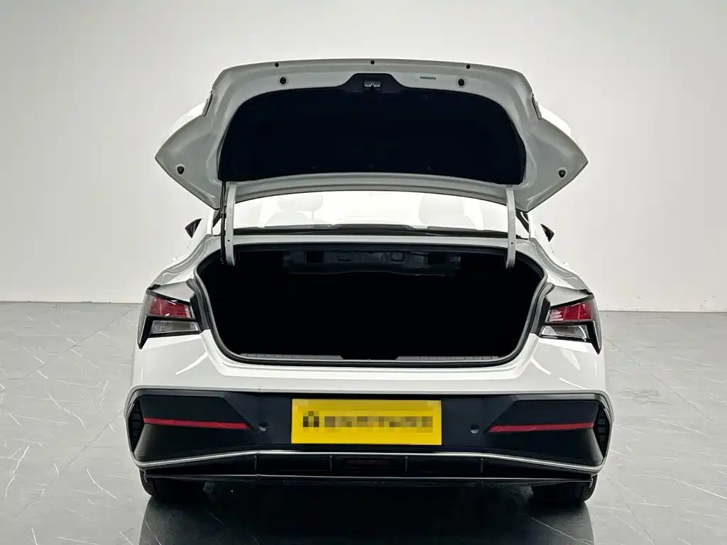 Hyundai Elantra, фото 3