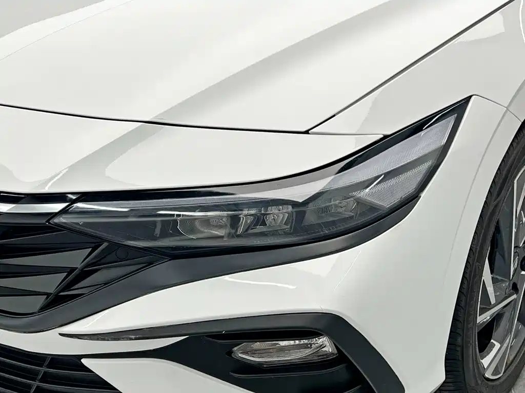 Hyundai Elantra, фото 23
