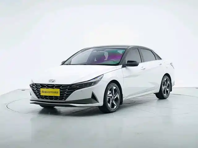Hyundai Elantra, фото 1