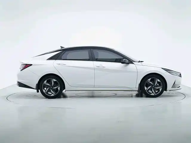 Hyundai Elantra, фото 9