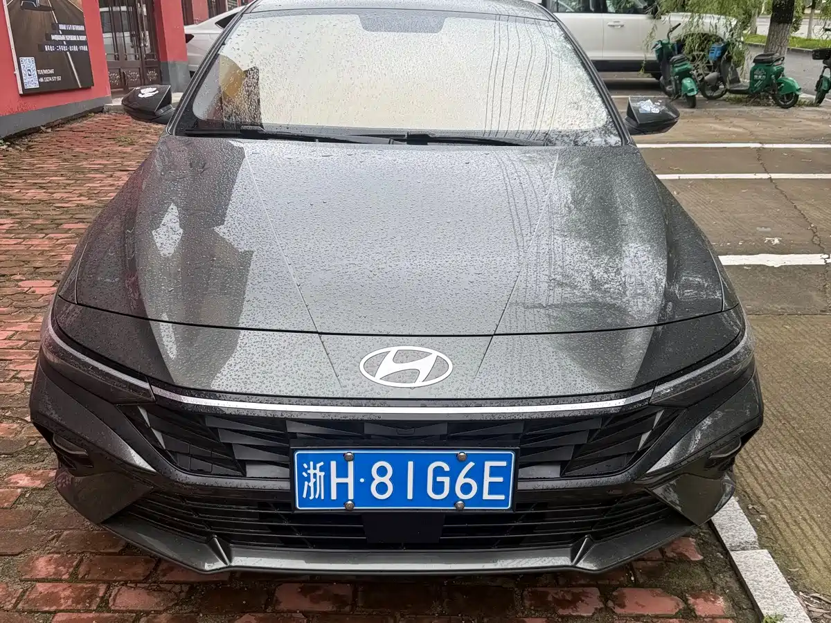 Hyundai Elantra, фото 1