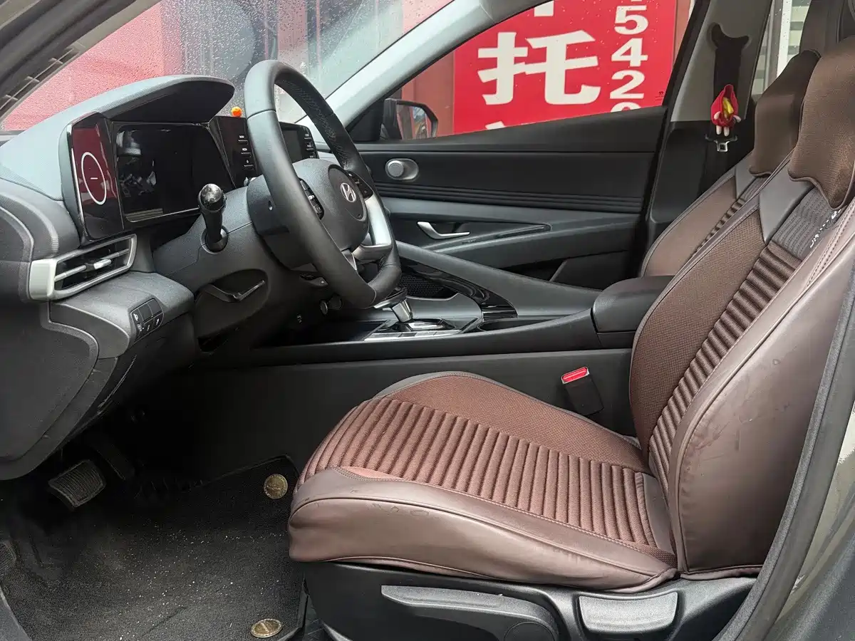 Hyundai Elantra, фото 10