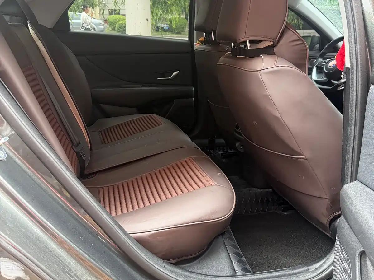 Hyundai Elantra, фото 12