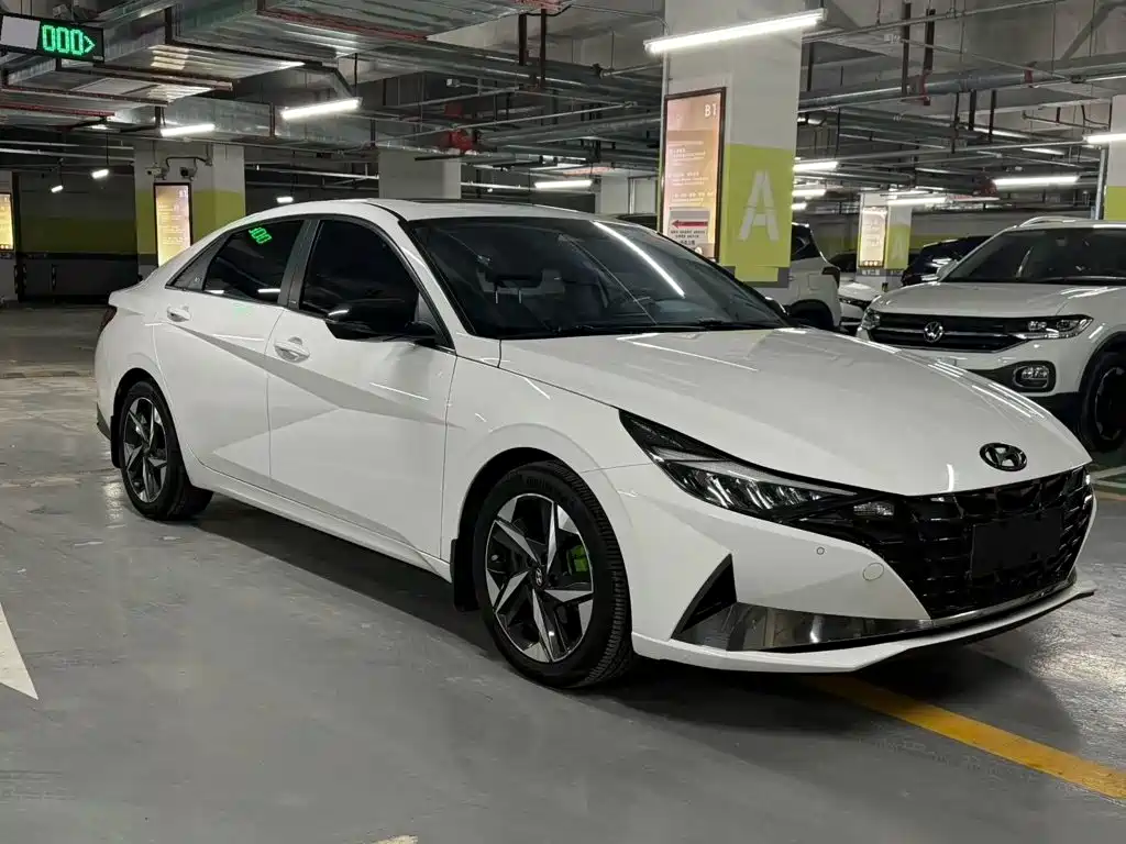 Hyundai Elantra, фото 2
