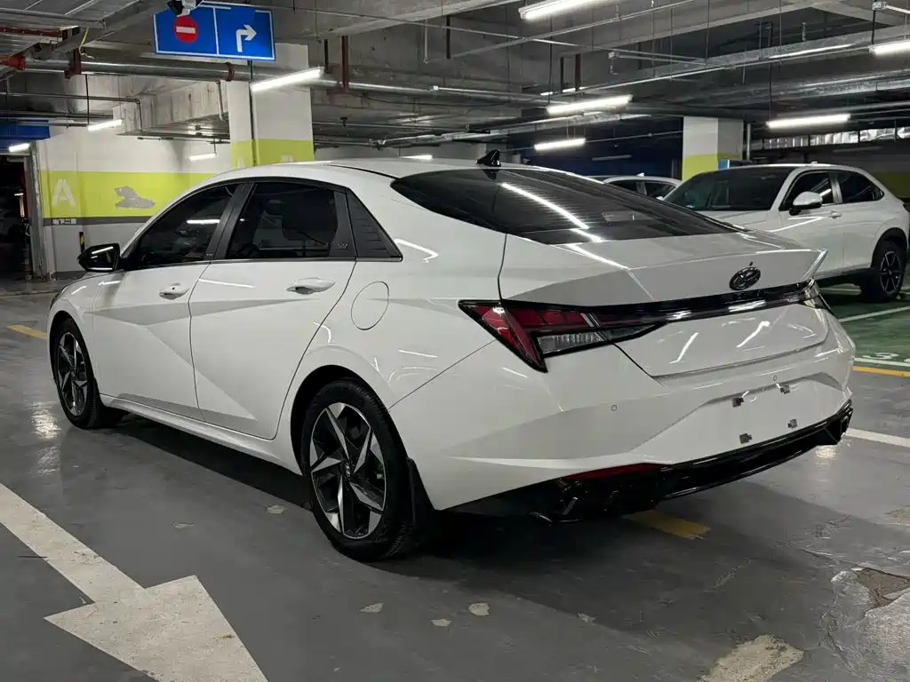 Hyundai Elantra, фото 9