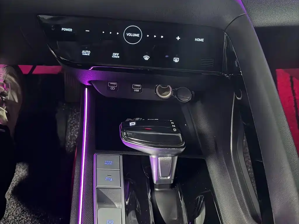 Hyundai Elantra, фото 12