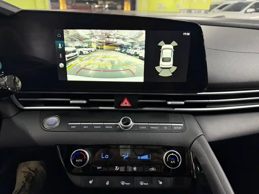 Hyundai Elantra, фото 5