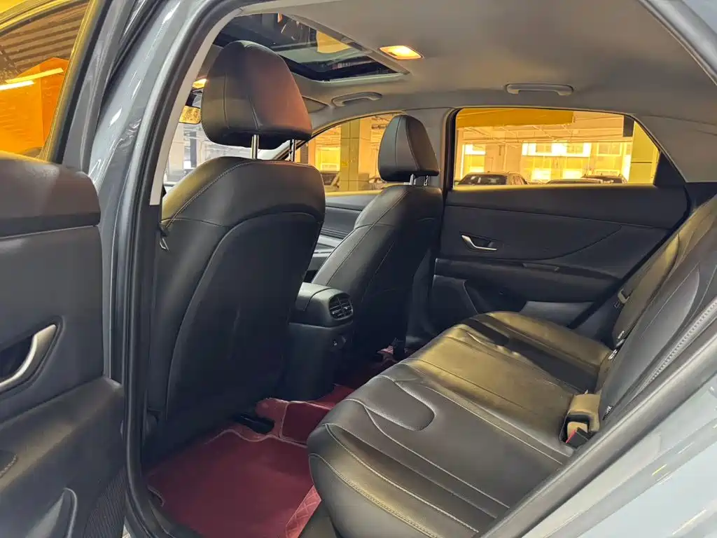 Hyundai Elantra, фото 9