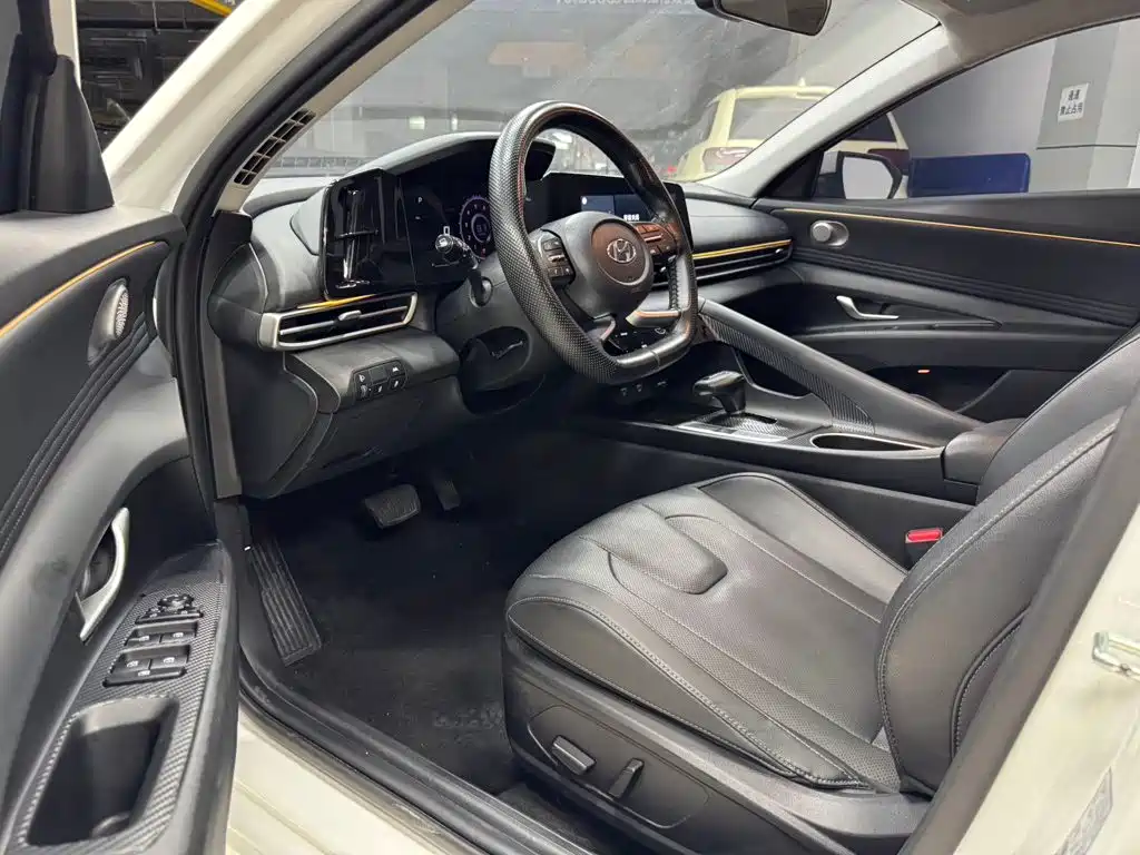 Hyundai Elantra, фото 8