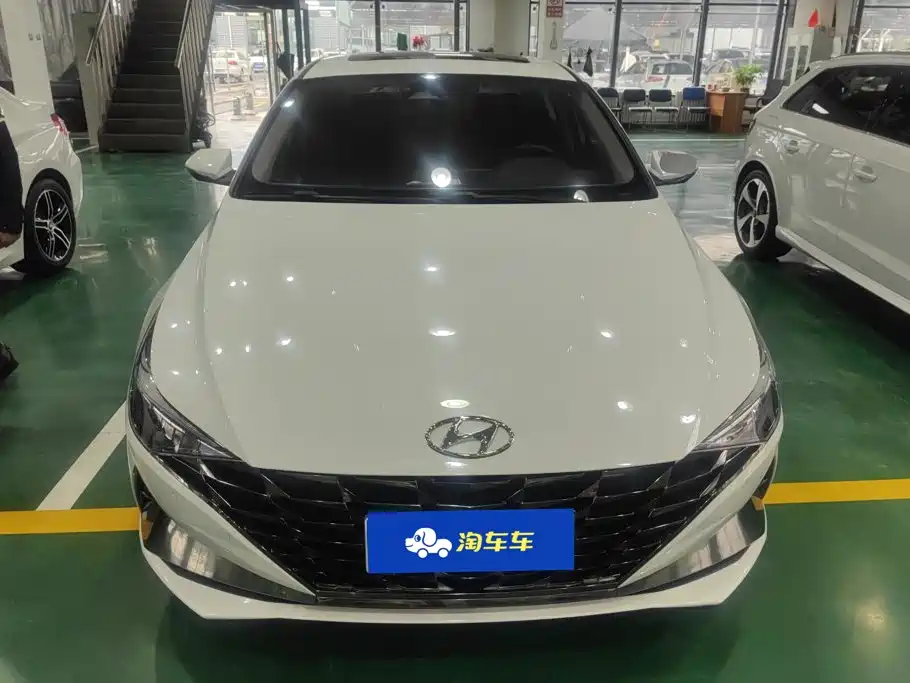 Hyundai Elantra, фото 2