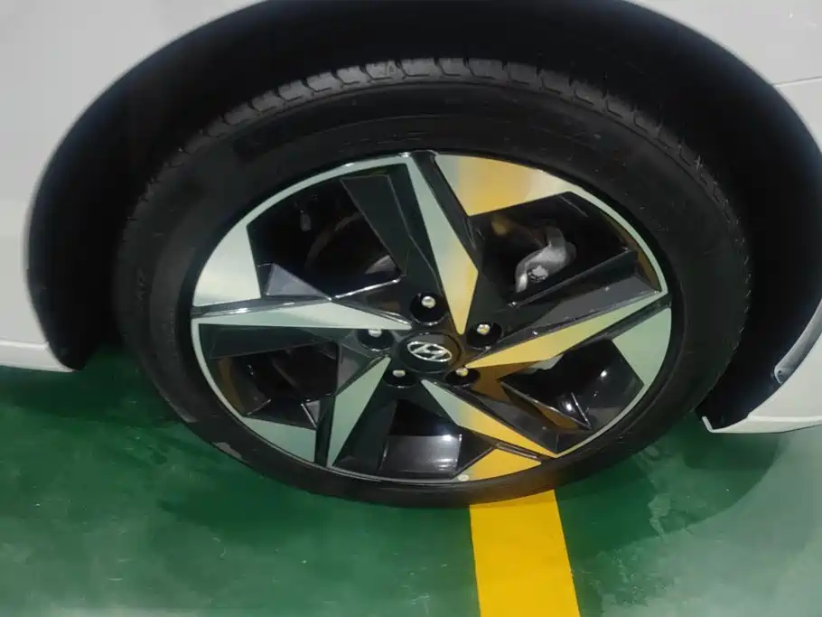 Hyundai Elantra, фото 12