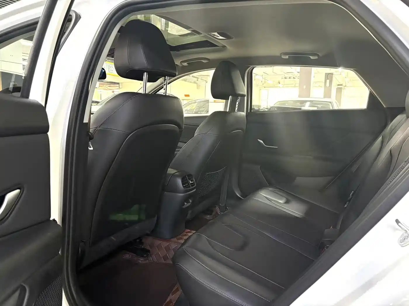 Hyundai Elantra, фото 9