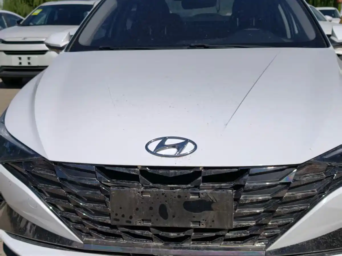 Hyundai Elantra, фото 1