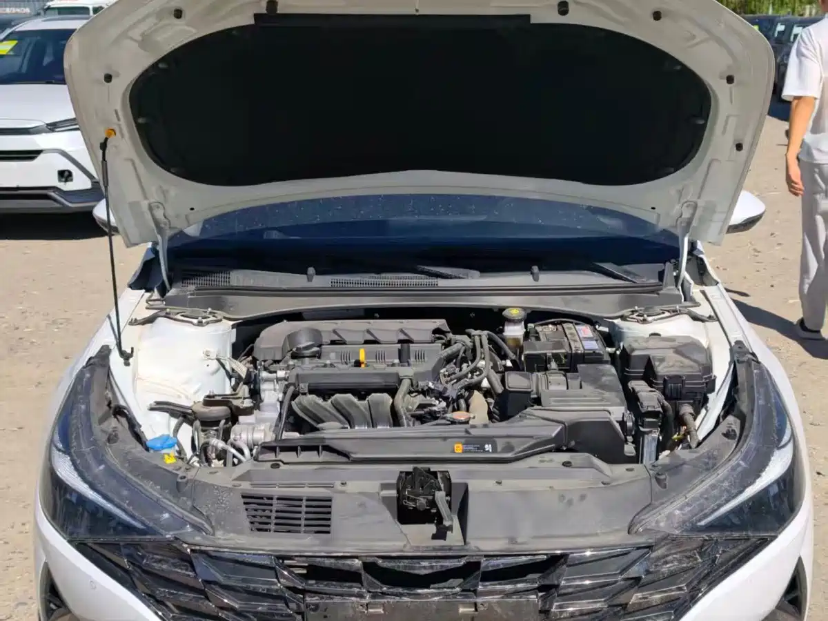 Hyundai Elantra, фото 11