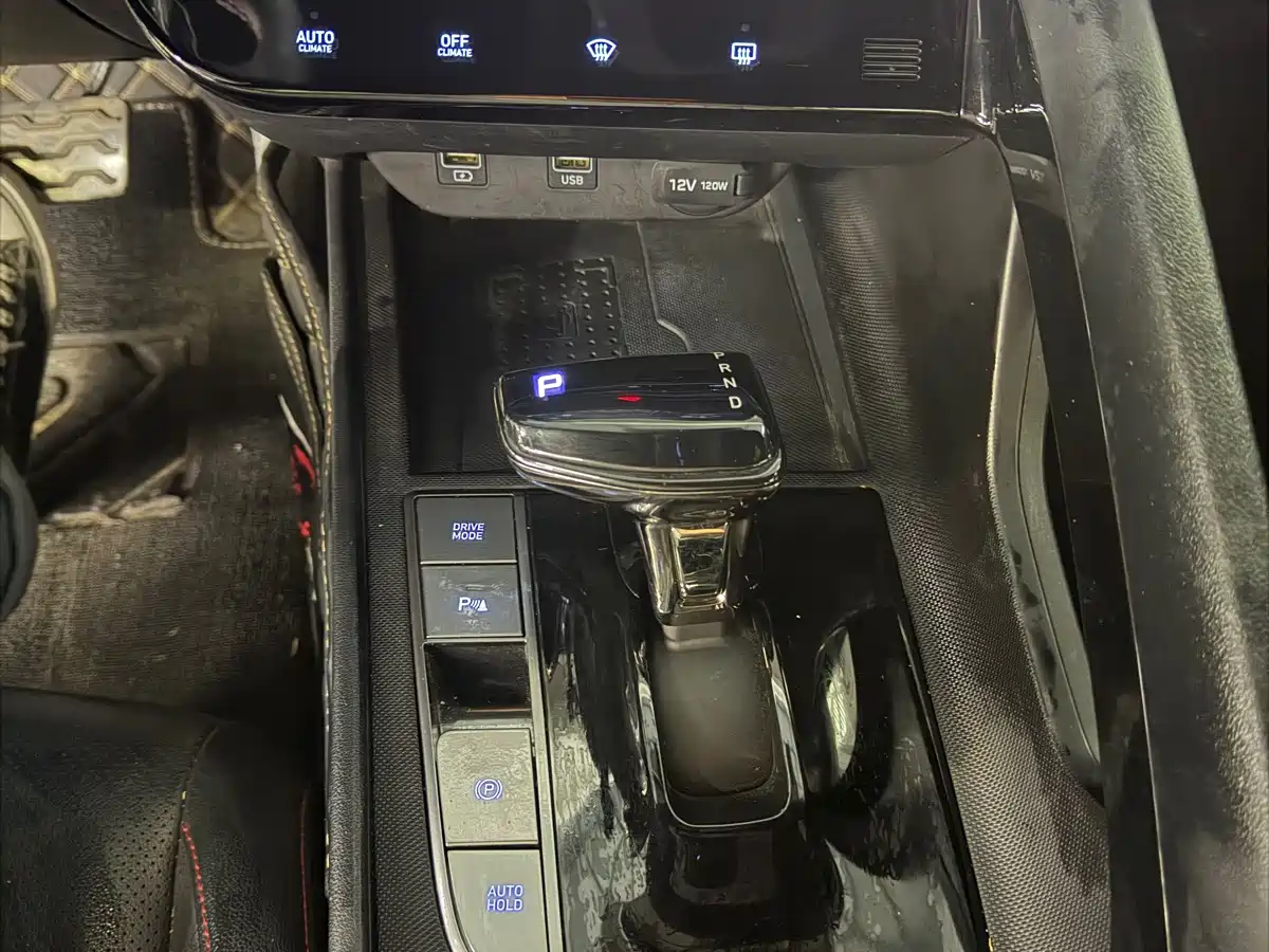 Hyundai Elantra, фото 3