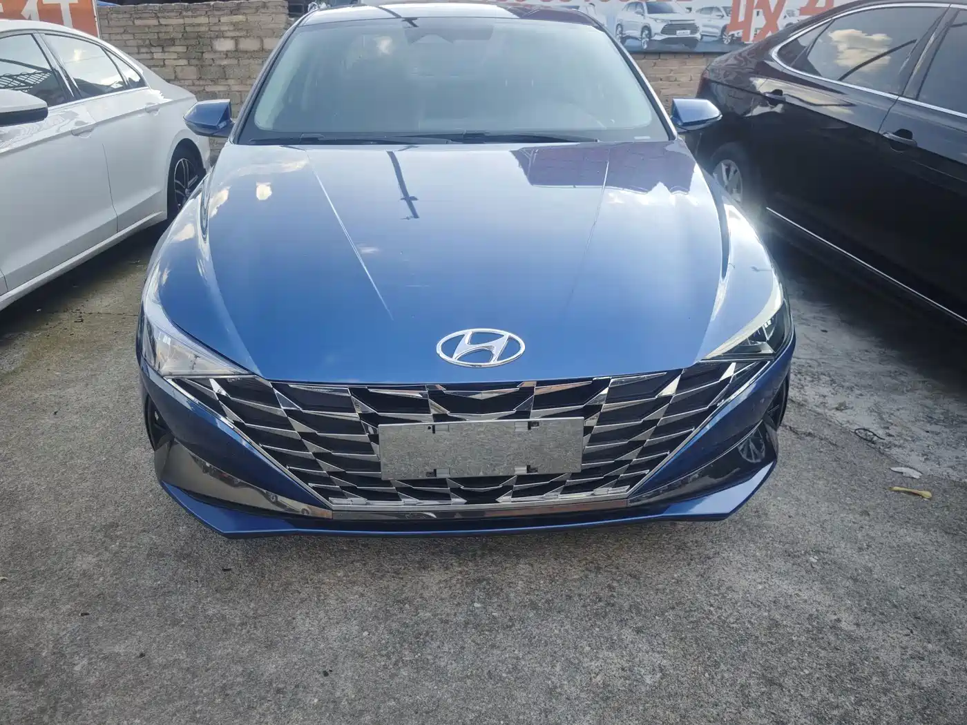 Hyundai Elantra, фото 1