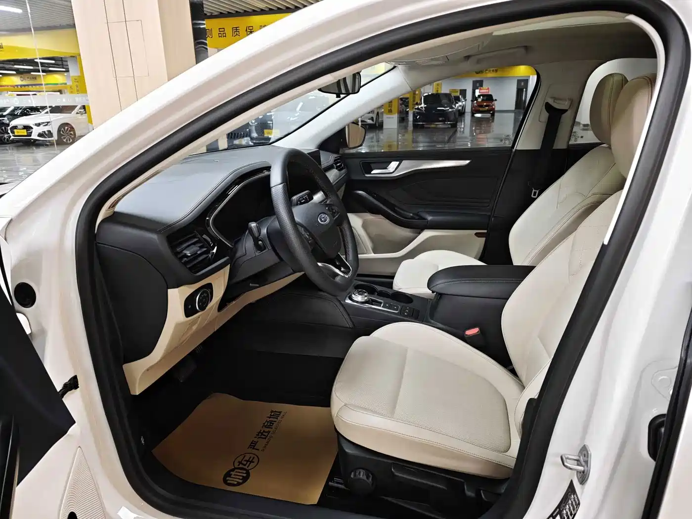 Ford Focus, фото 9