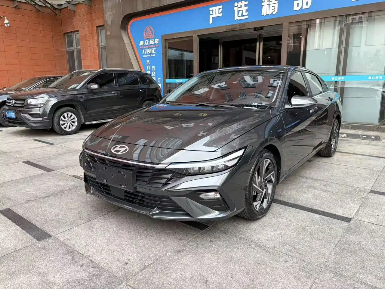 Hyundai Elantra, фото 1