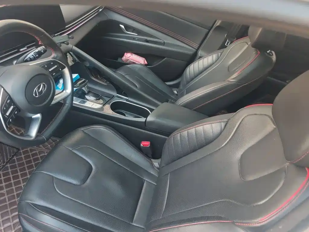 Hyundai Elantra, фото 3