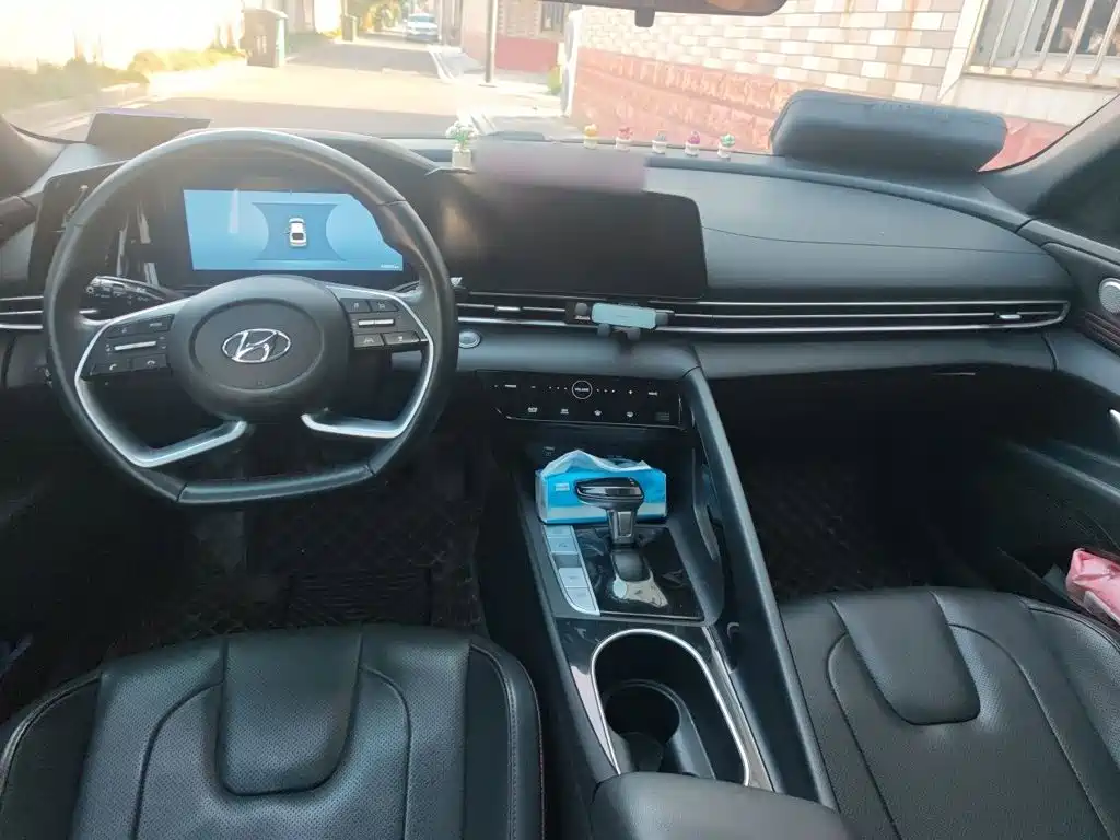 Hyundai Elantra, фото 19