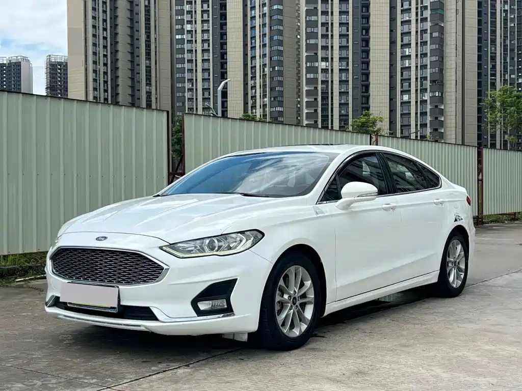 Ford Mondeo, фото 1