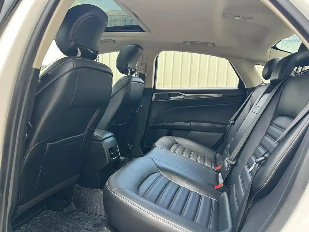 Ford Mondeo, фото 8