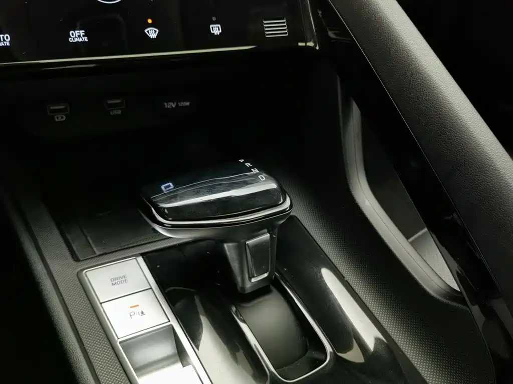 Hyundai Elantra, фото 5