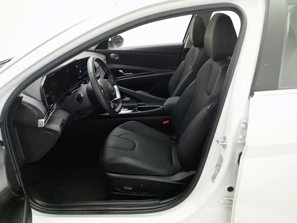 Hyundai Elantra, фото 24