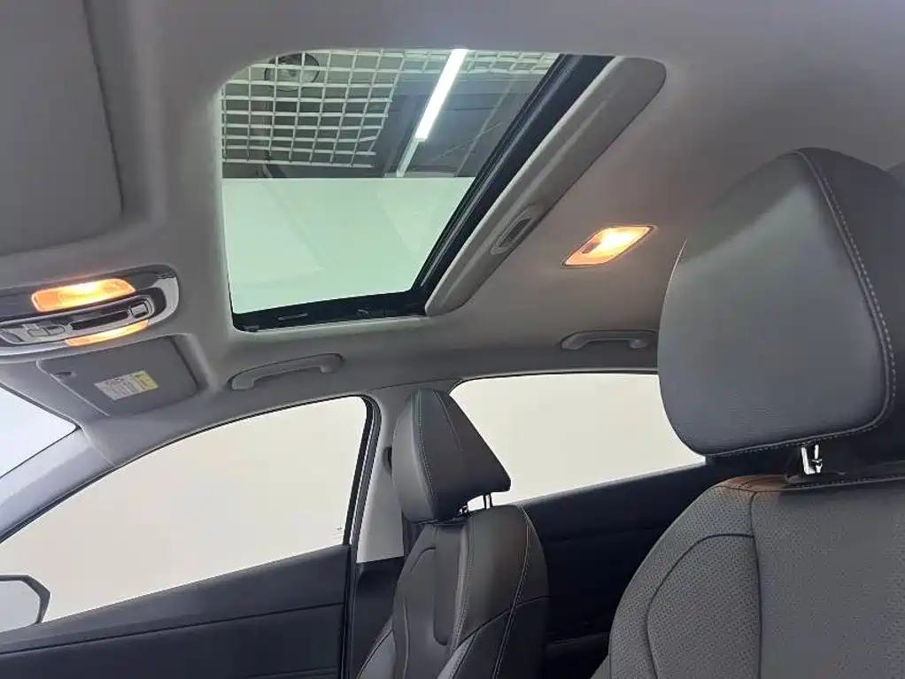 Hyundai Elantra, фото 3
