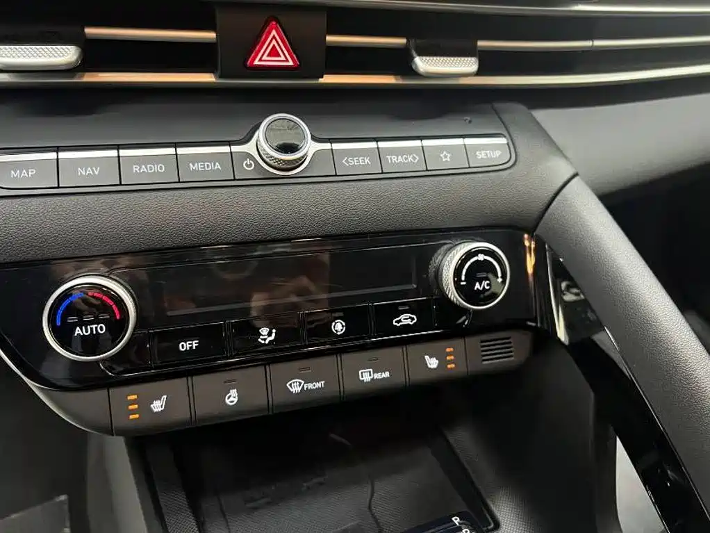 Hyundai Elantra, фото 6