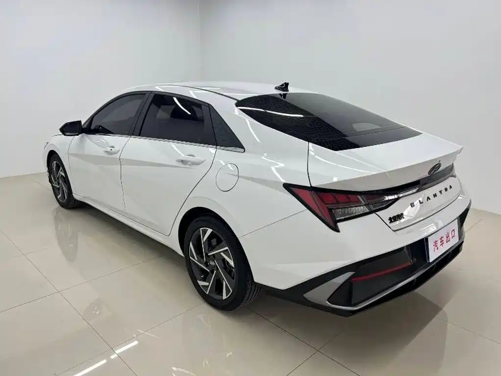 Hyundai Elantra, фото 10