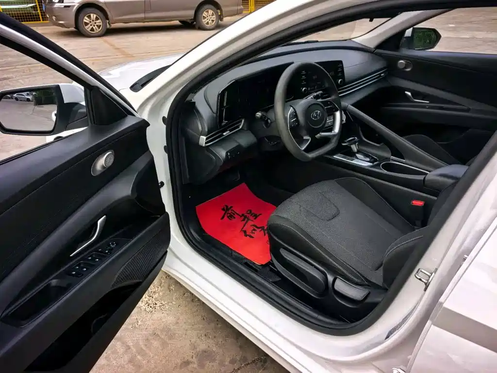 Hyundai Elantra, фото 5