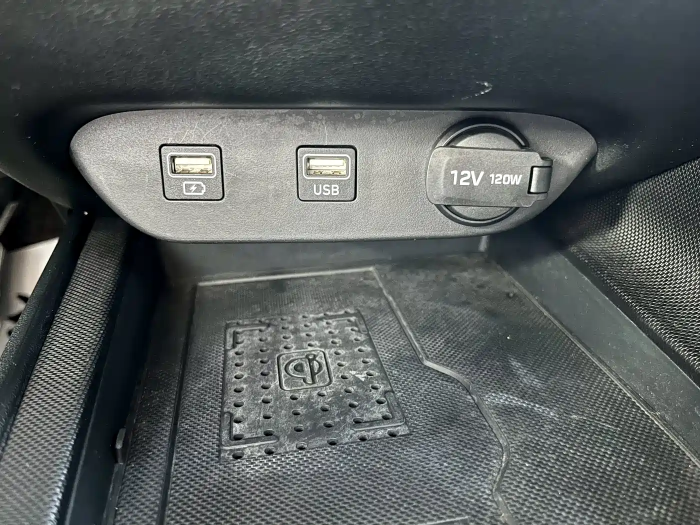 Hyundai Elantra, фото 11