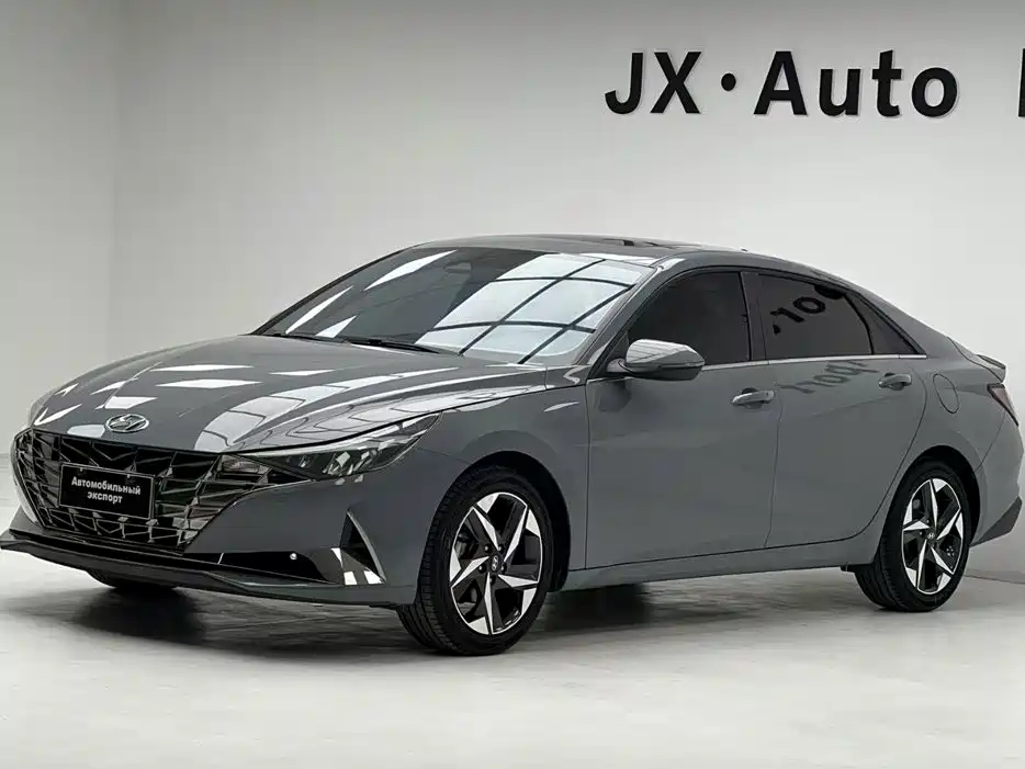 Hyundai Elantra, фото 1