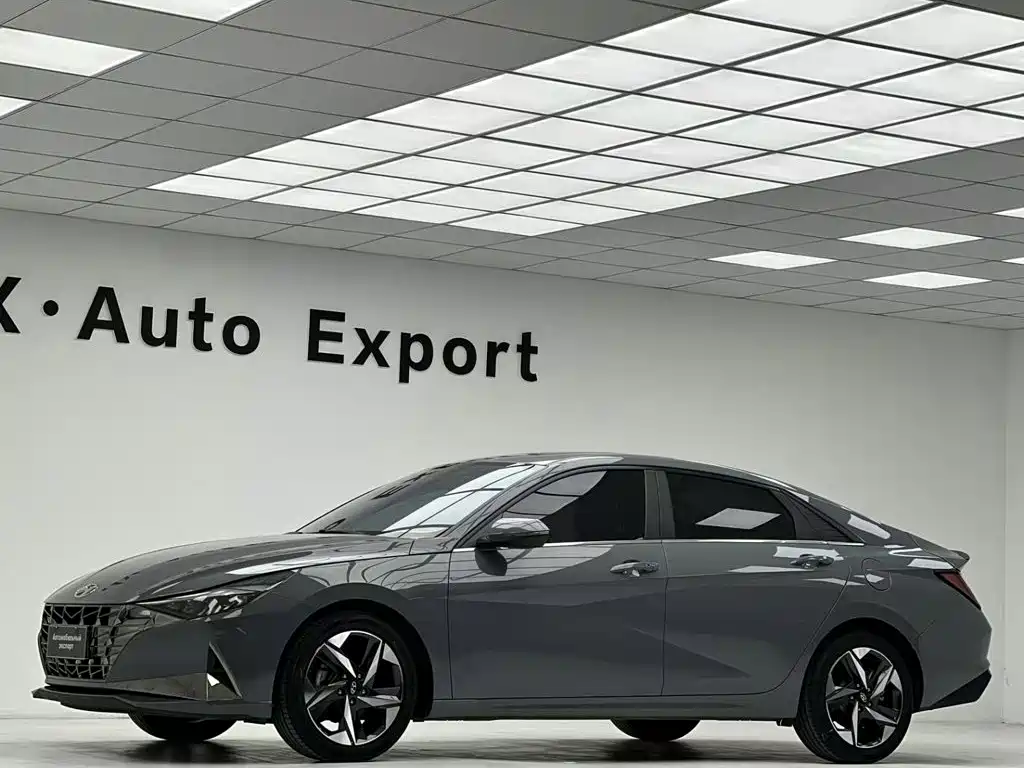 Hyundai Elantra, фото 17