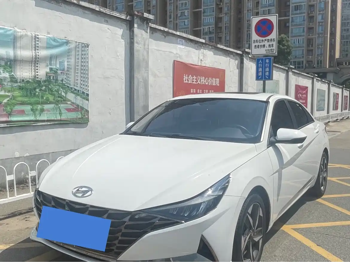 Hyundai Elantra, фото 3
