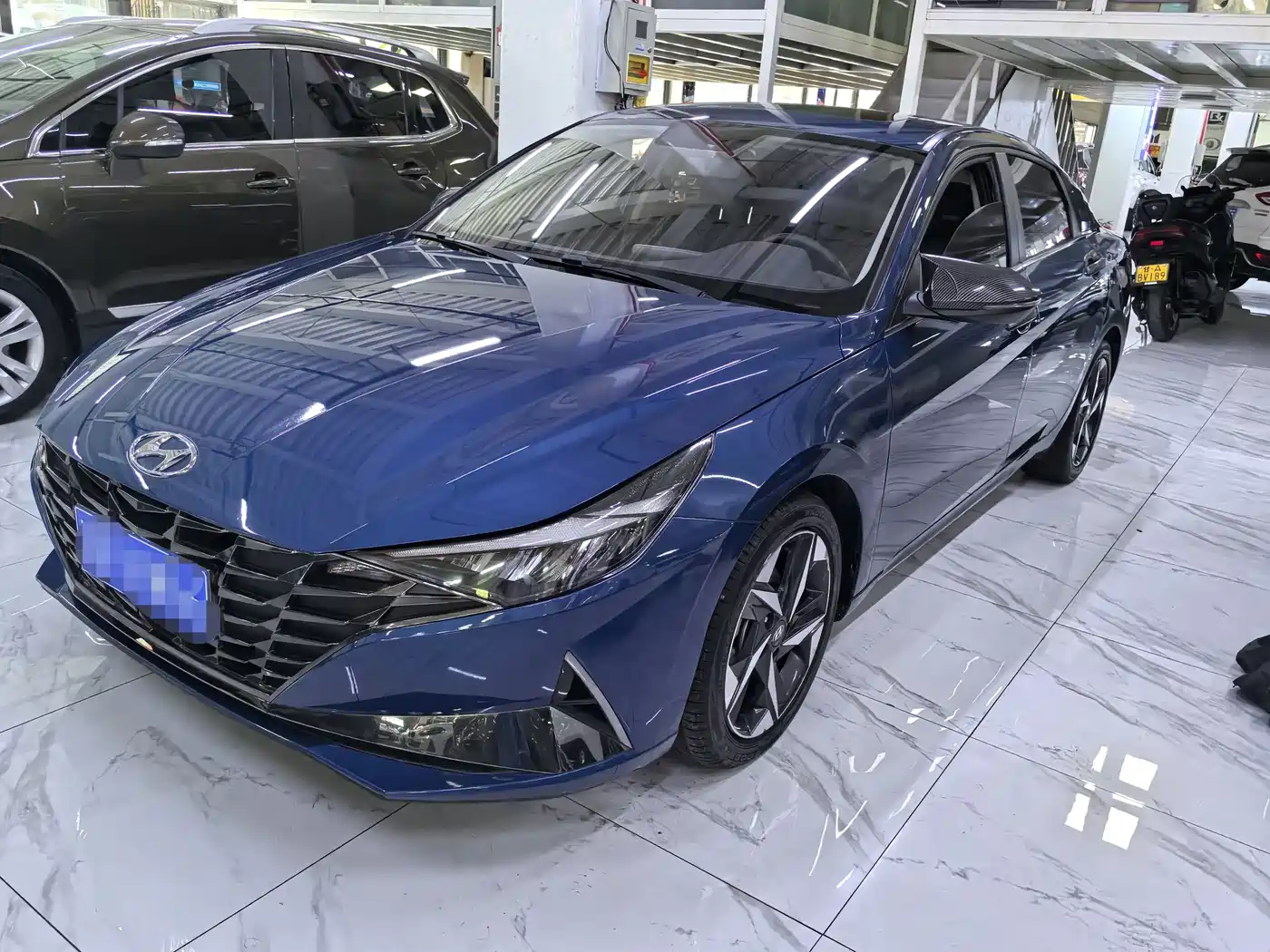 Hyundai Elantra, фото 1