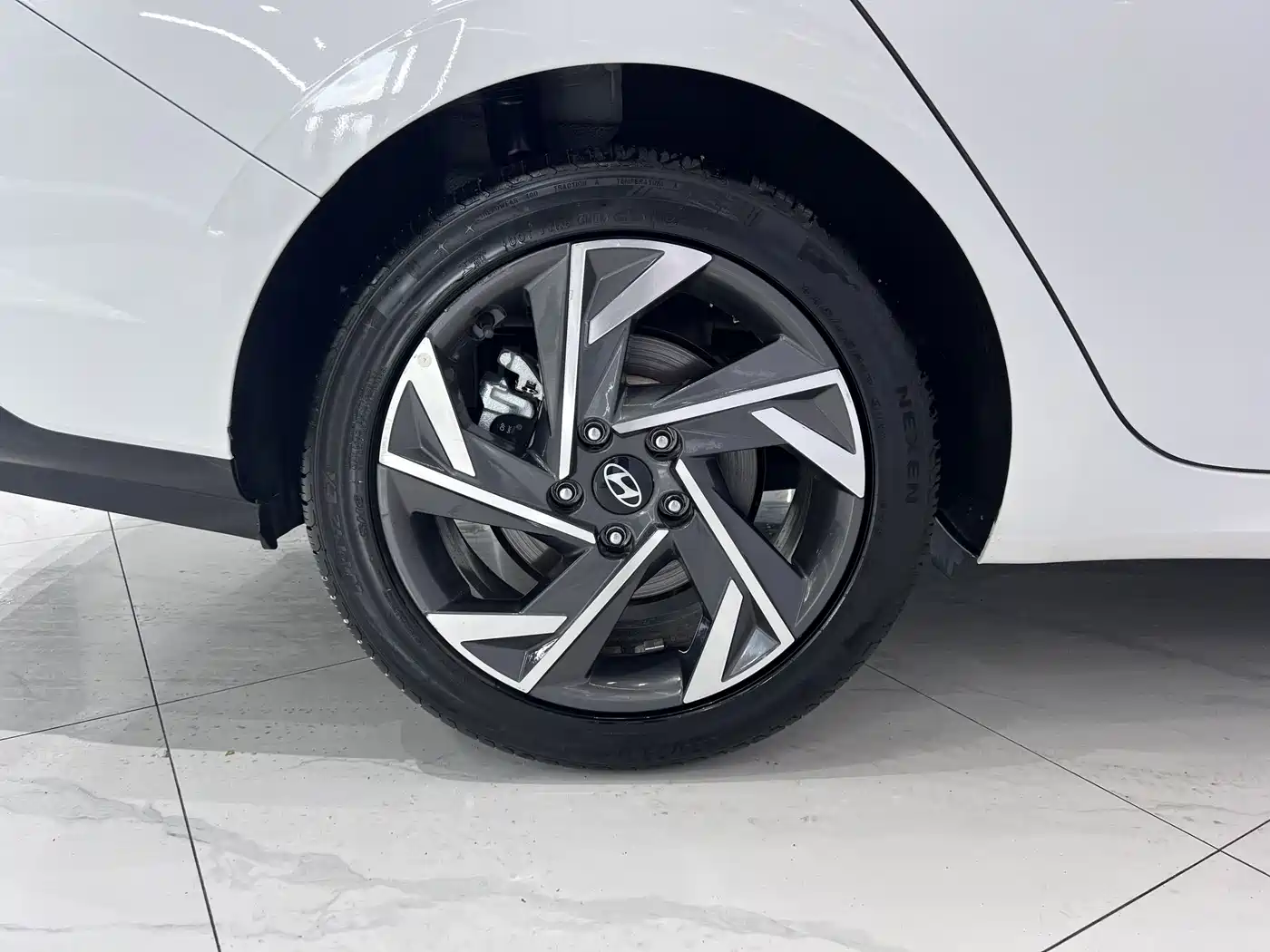 Hyundai Elantra, фото 10