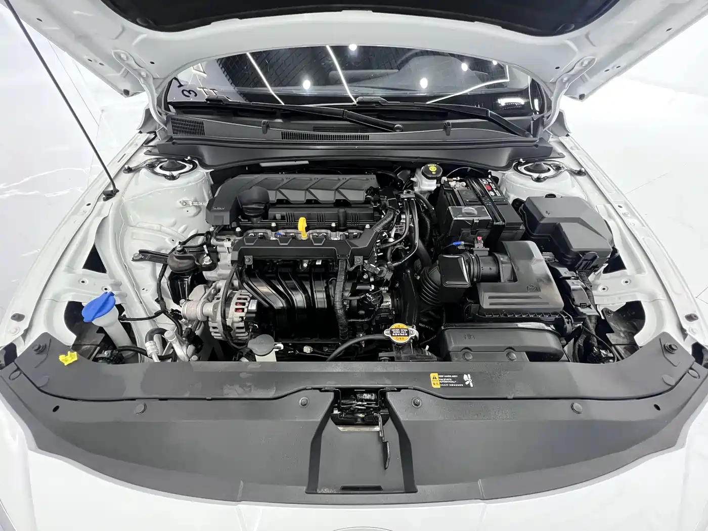 Hyundai Elantra, фото 11
