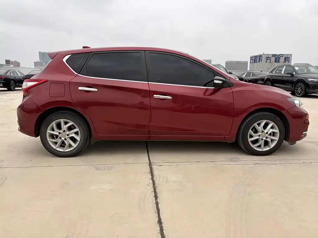 Nissan Tiida, фото 13